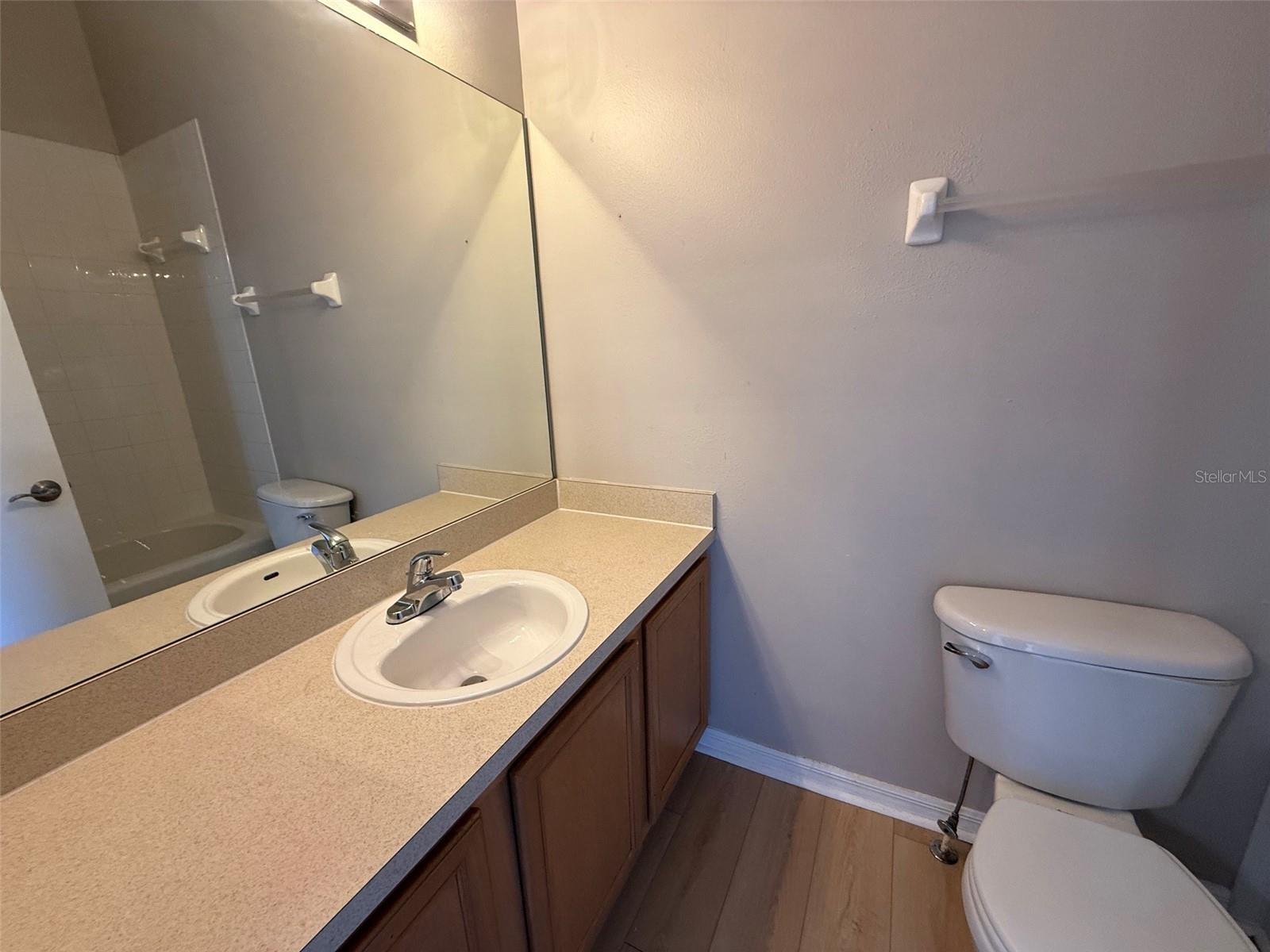 OSPREY RUN TOWNHOMES PH 2 - Residential Lease