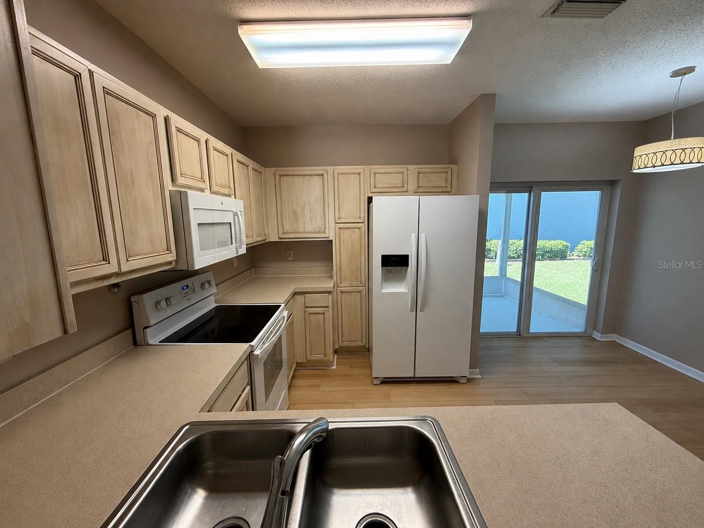OSPREY RUN TOWNHOMES PH 2 - Residential Lease