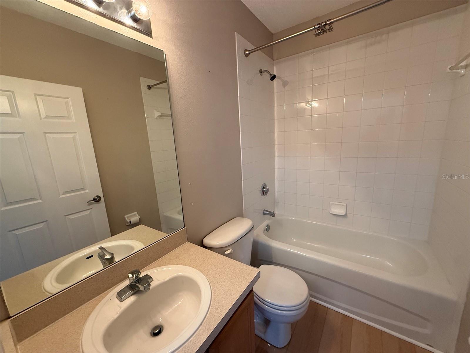 OSPREY RUN TOWNHOMES PH 2 - Residential Lease