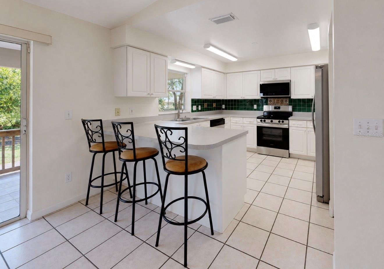 APOLLO BEACH UNIT ONE PT ONE - Residential