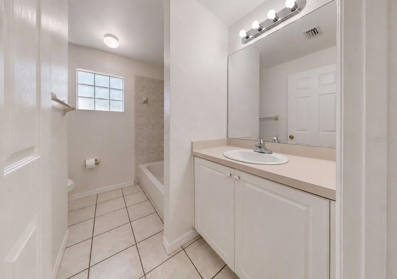 APOLLO BEACH UNIT ONE PT ONE - Residential
