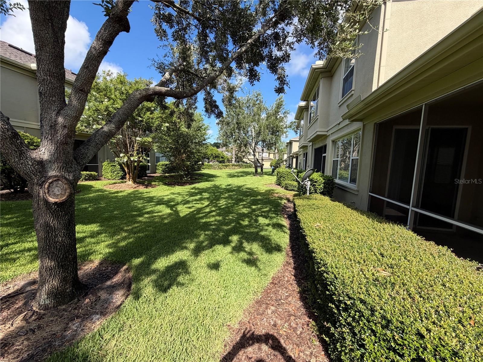 PALMBROOKE TWNHMS - Residential Lease