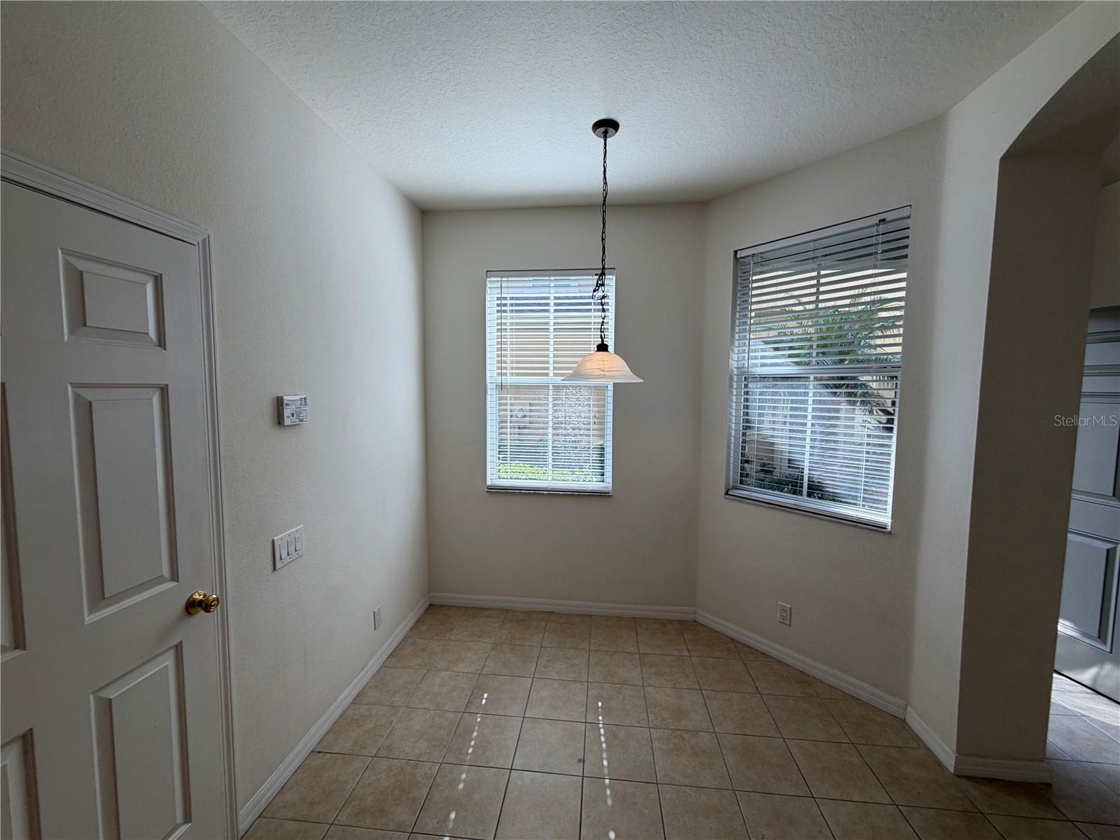 PALMBROOKE TWNHMS - Residential Lease