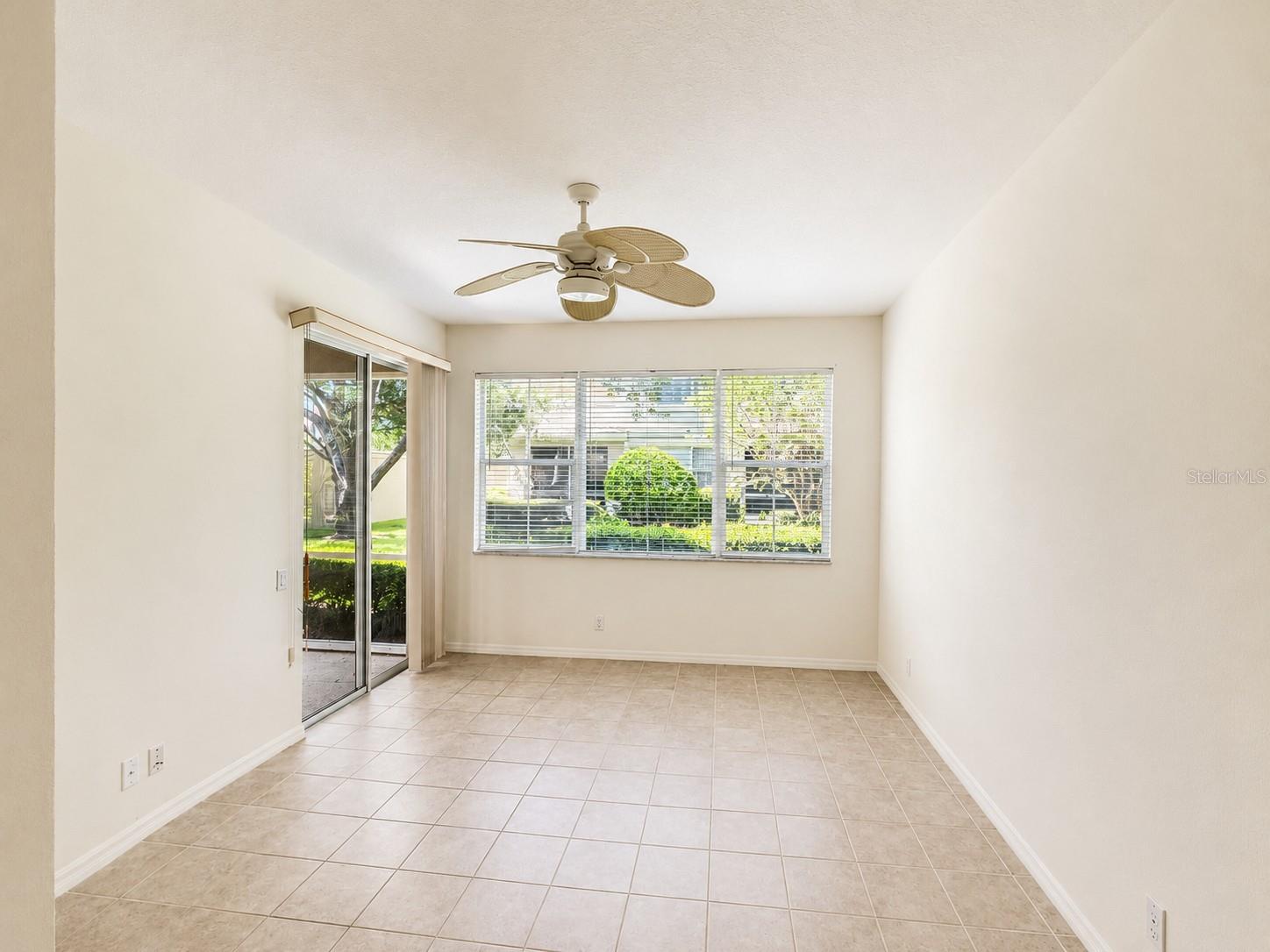PALMBROOKE TWNHMS - Residential Lease