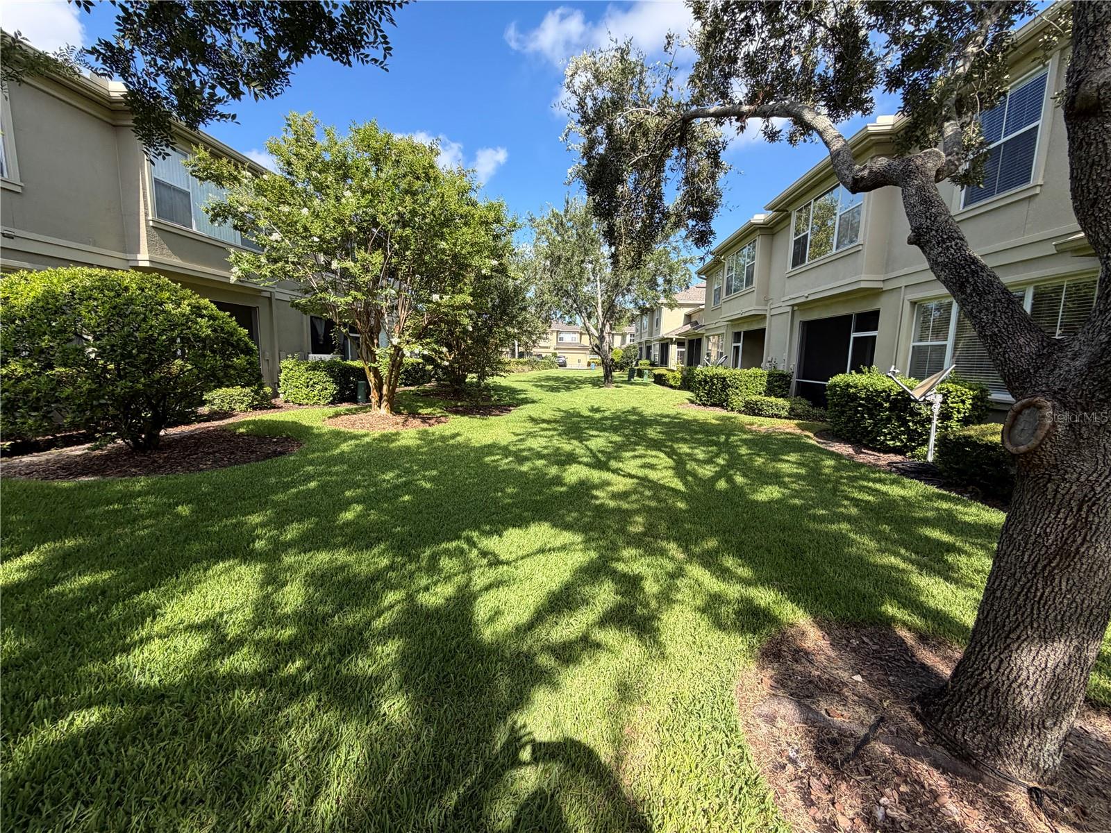 PALMBROOKE TWNHMS - Residential Lease