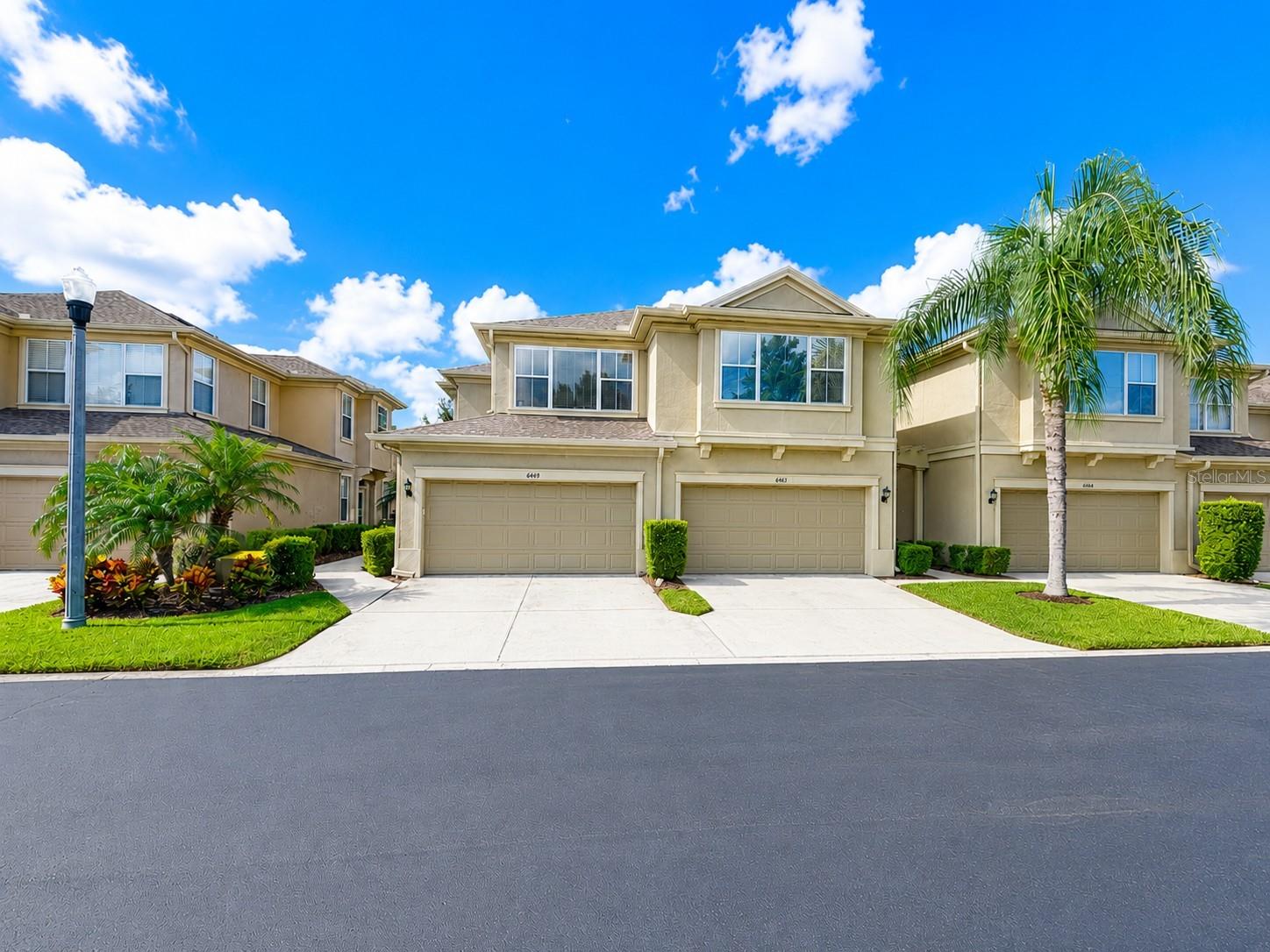 PALMBROOKE TWNHMS - Residential Lease