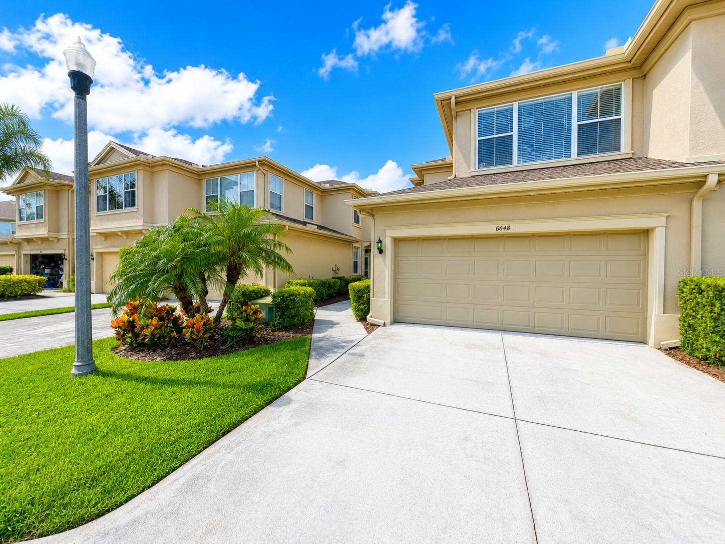 PALMBROOKE TWNHMS - Residential Lease