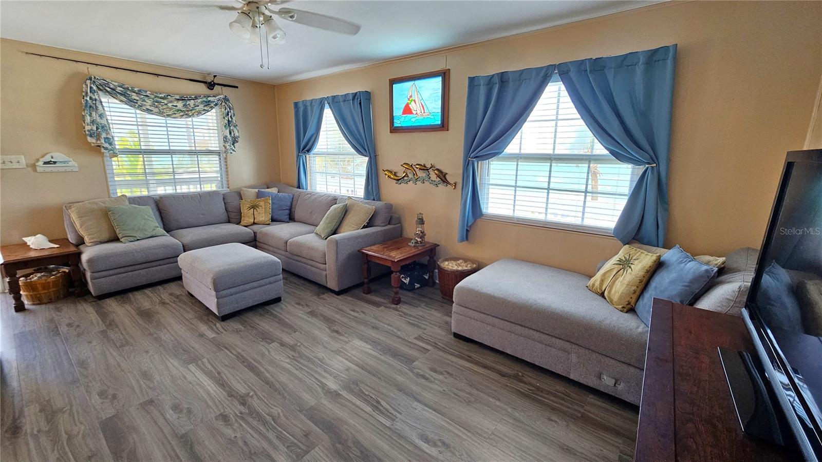 GULF ESTATES - Residential