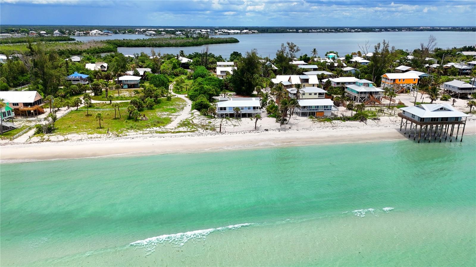 GULF ESTATES - Residential