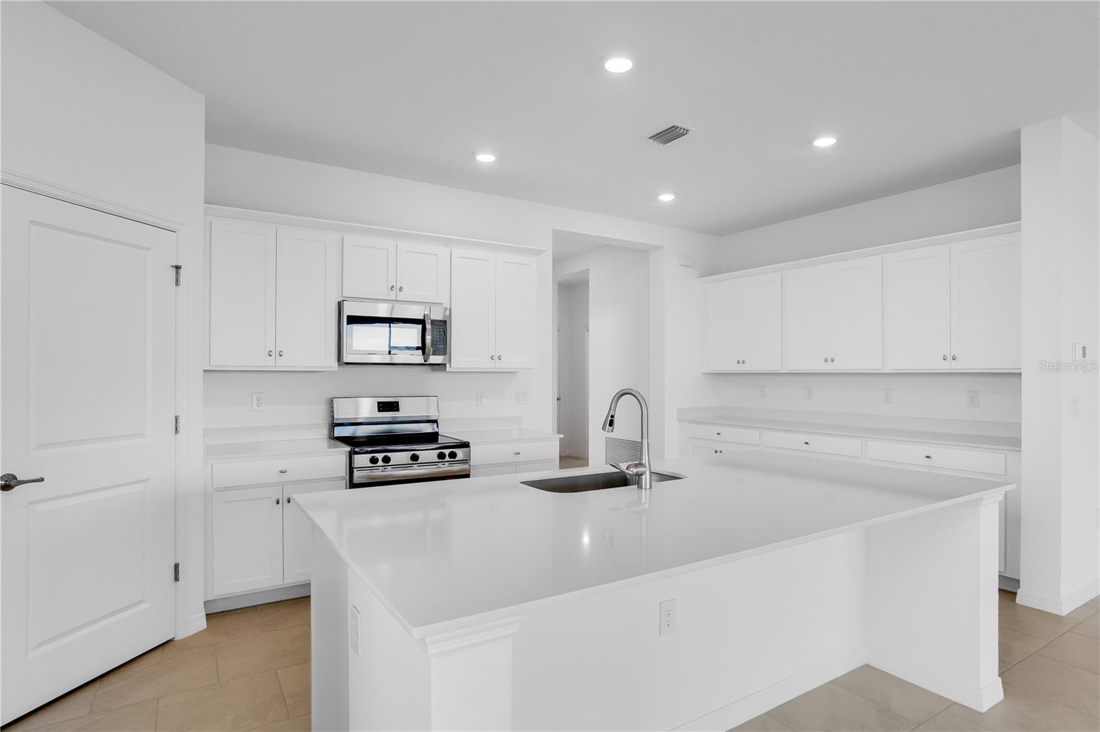 RYE RANCH - Residential