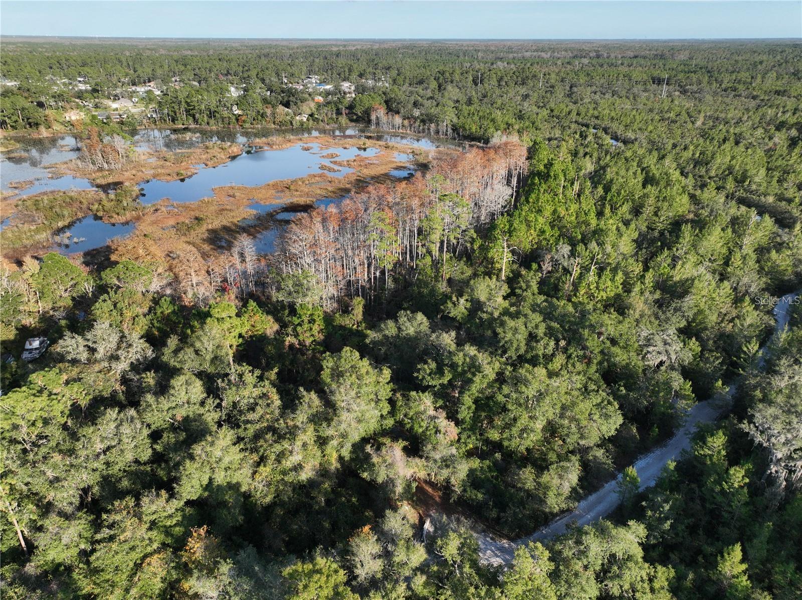 DAYTONA PARK ESTATES SEC H UNREC 253 - Land
