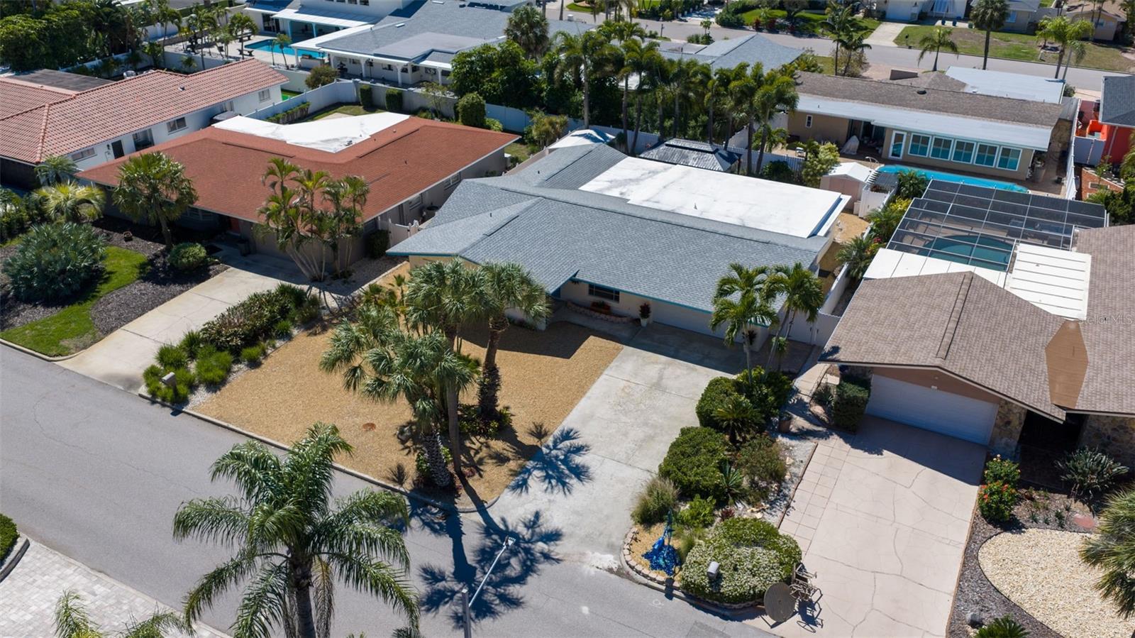 TIERRA VERDE - Residential