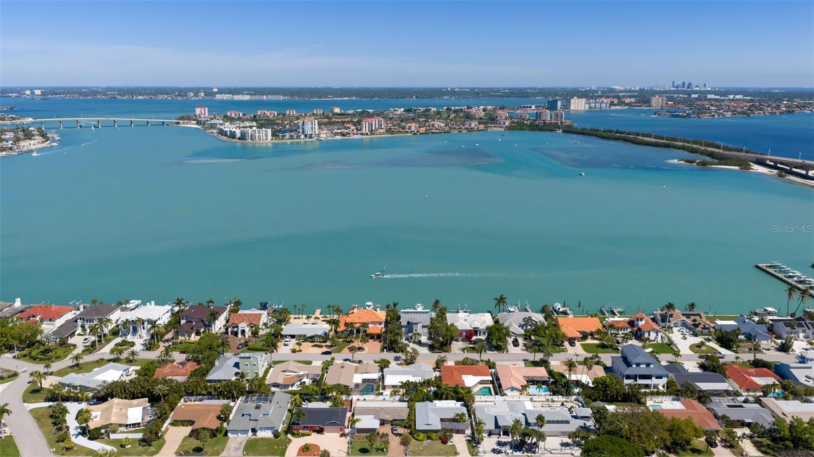 TIERRA VERDE - Residential