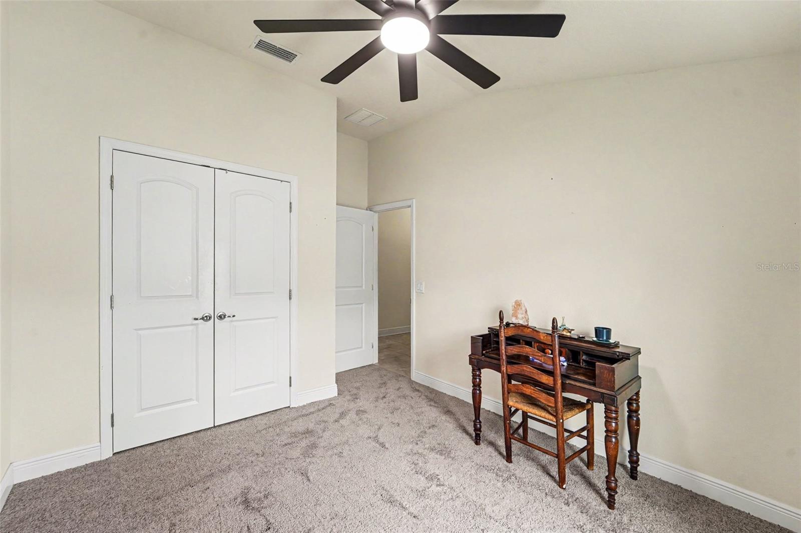 SUMMER CHASE - Residential