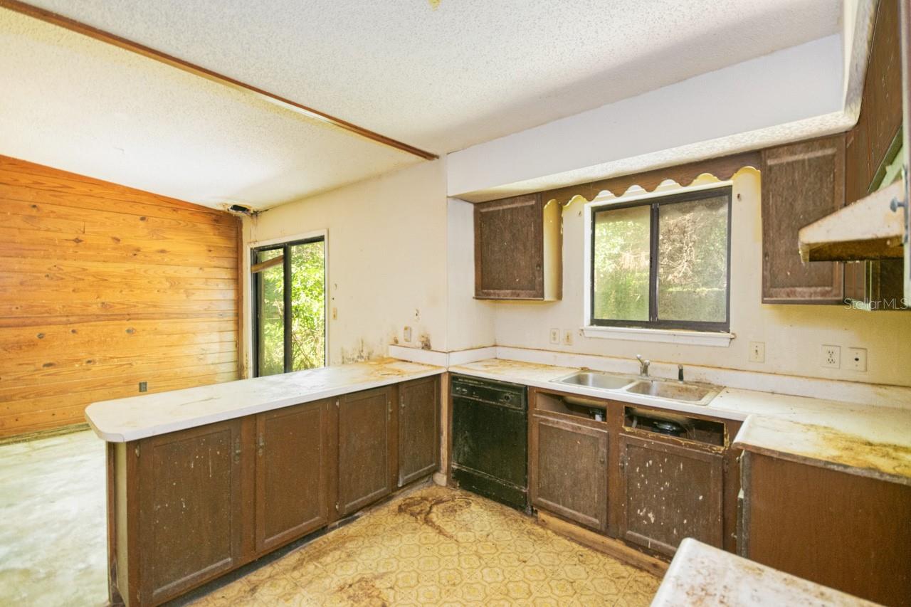 KILLEARN ACRES - Residential