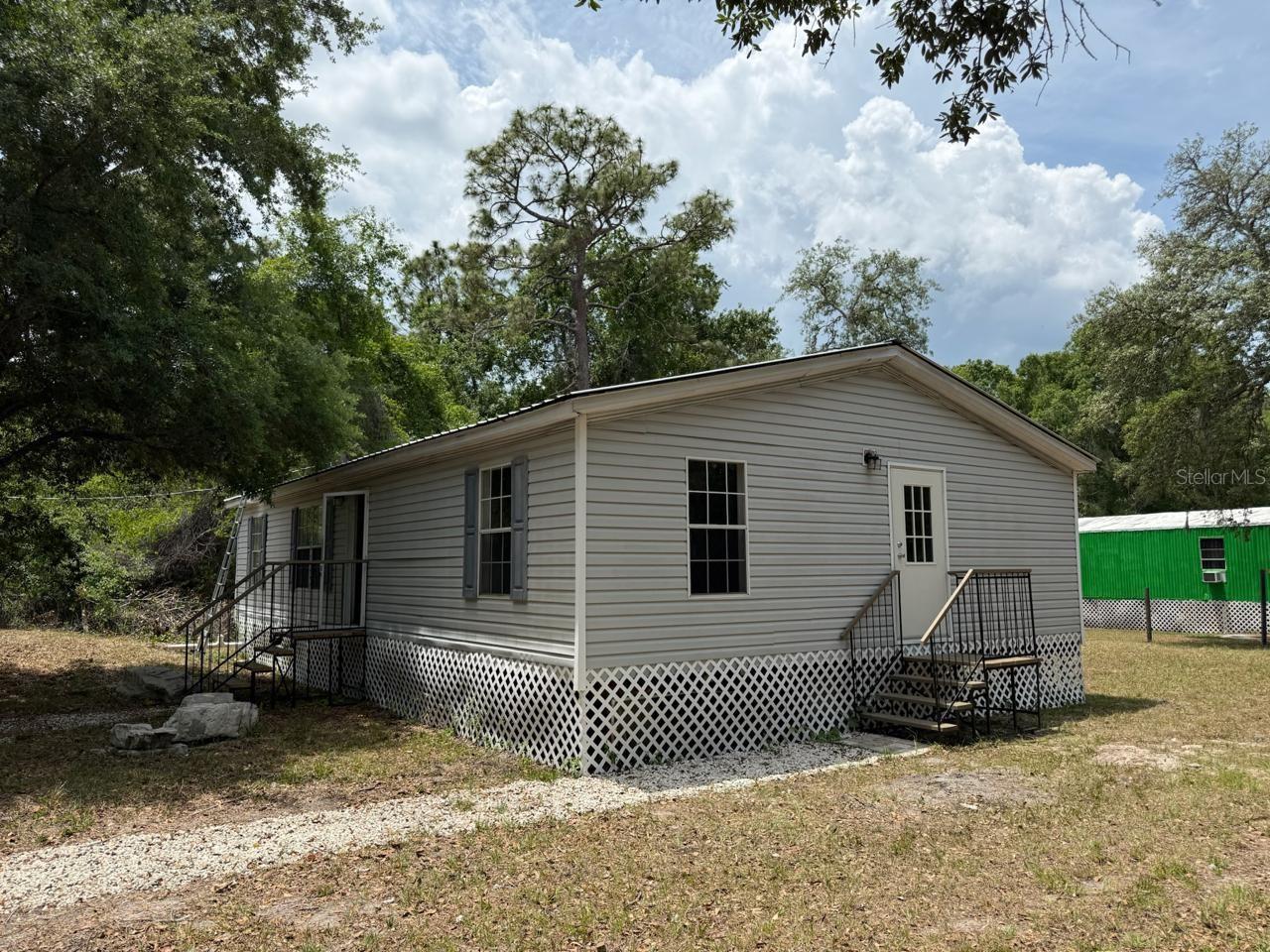 MOON LAKE ESTATES - Residential