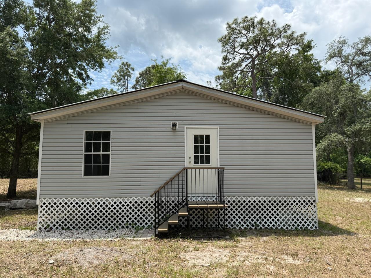 MOON LAKE ESTATES - Residential