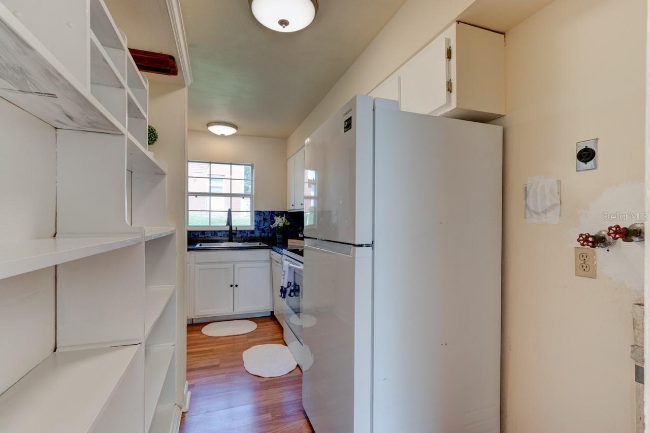 TALLWOOD OAKS CONDO - Residential