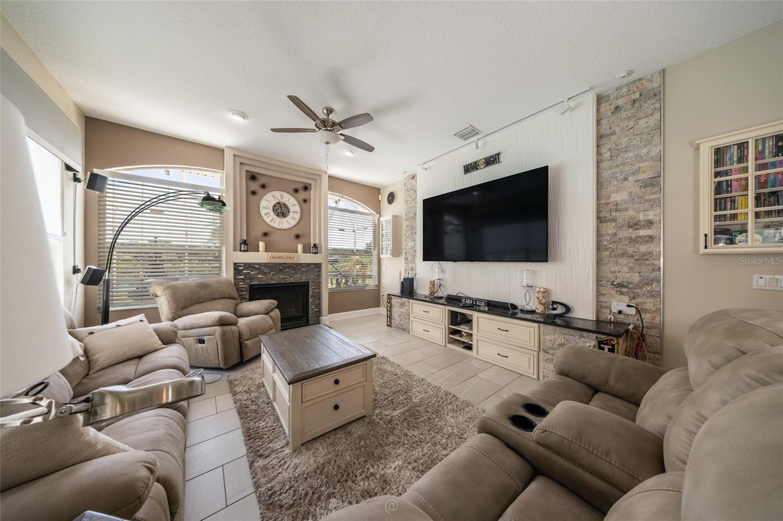 ARLINGTON SUB - Residential