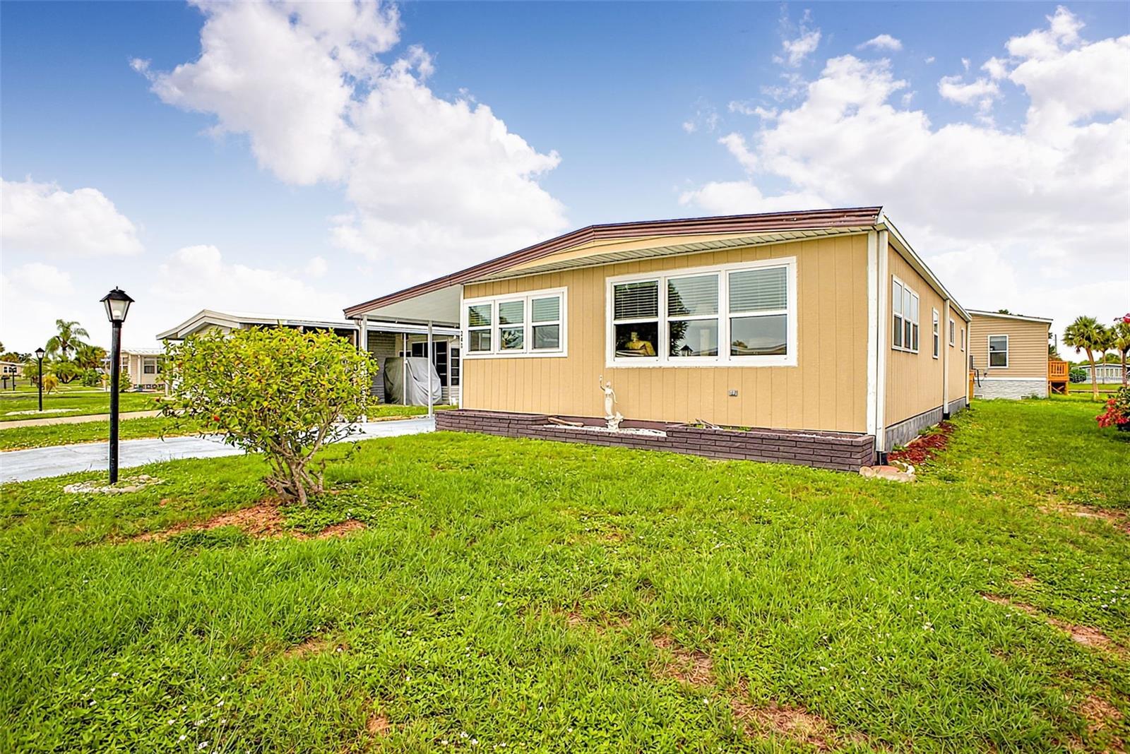 LA CASA MHP CO-OP - Residential