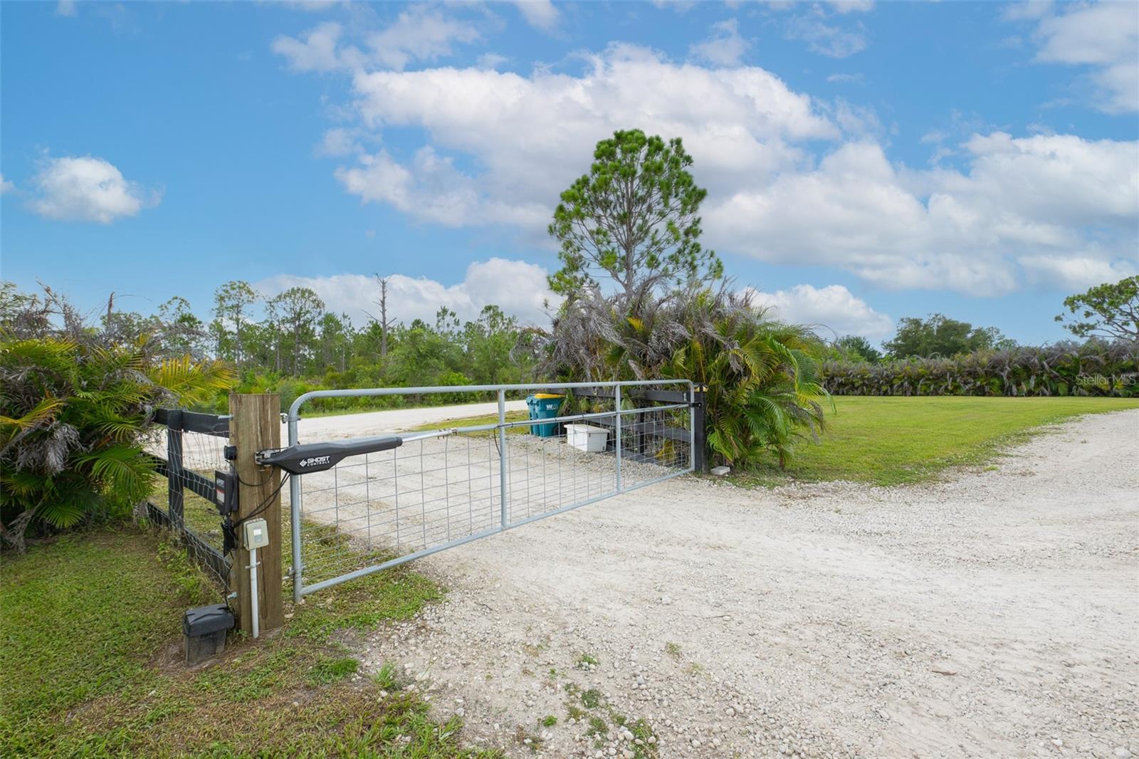 ACREAGE & UNREC - Residential