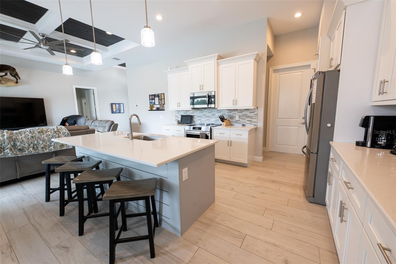 ACREAGE & UNREC - Residential