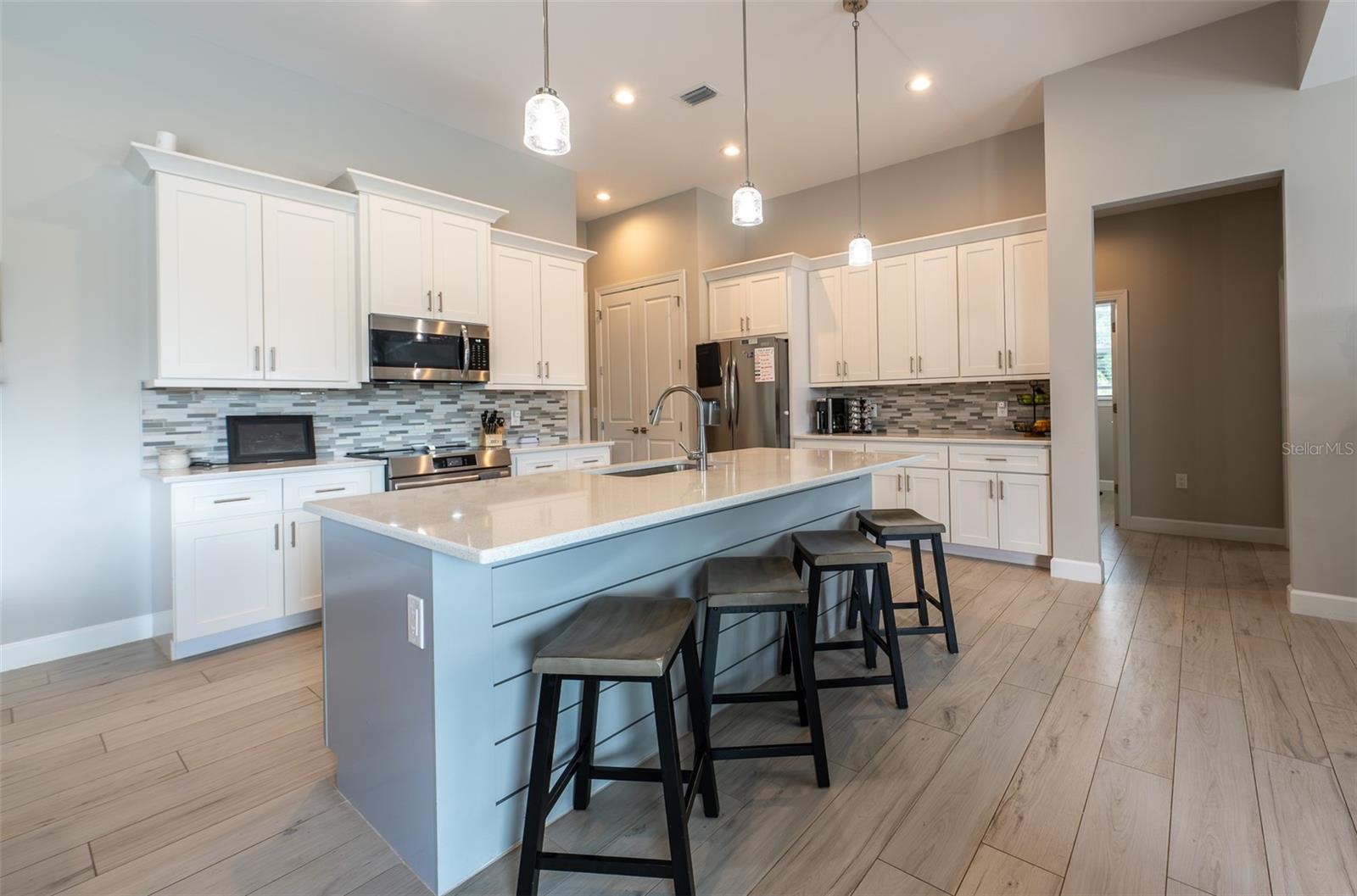 ACREAGE & UNREC - Residential