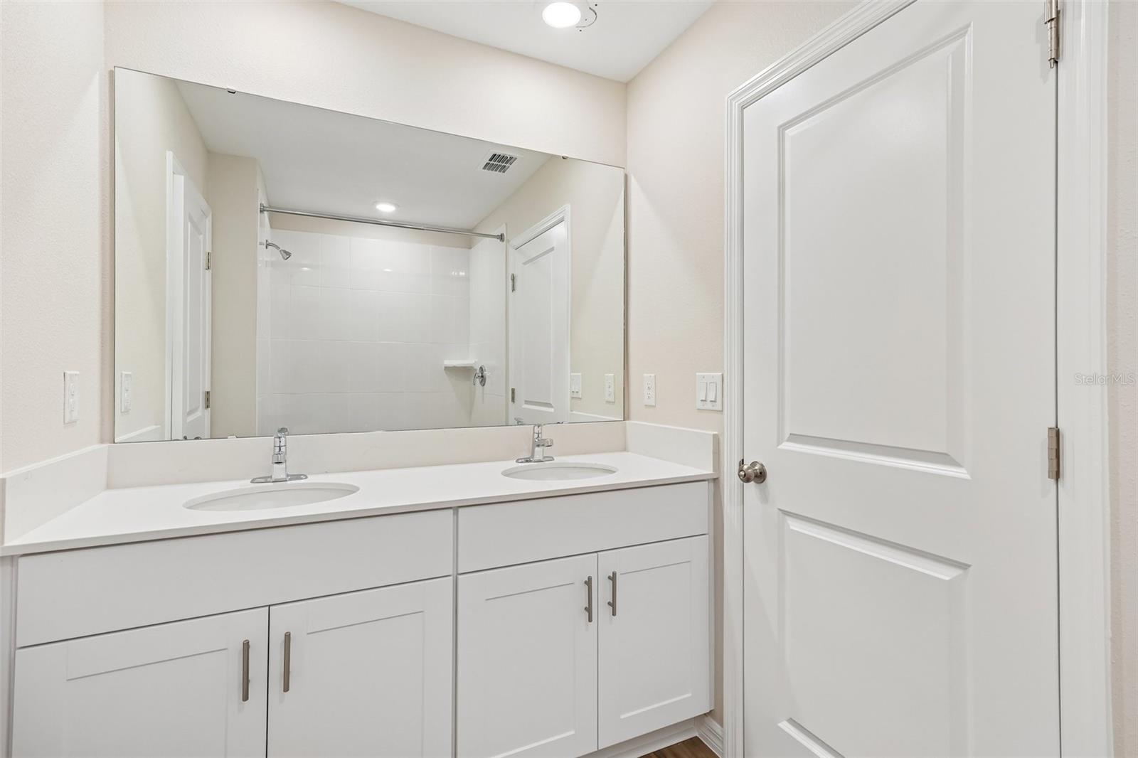 PASADENA RIDGE - Residential