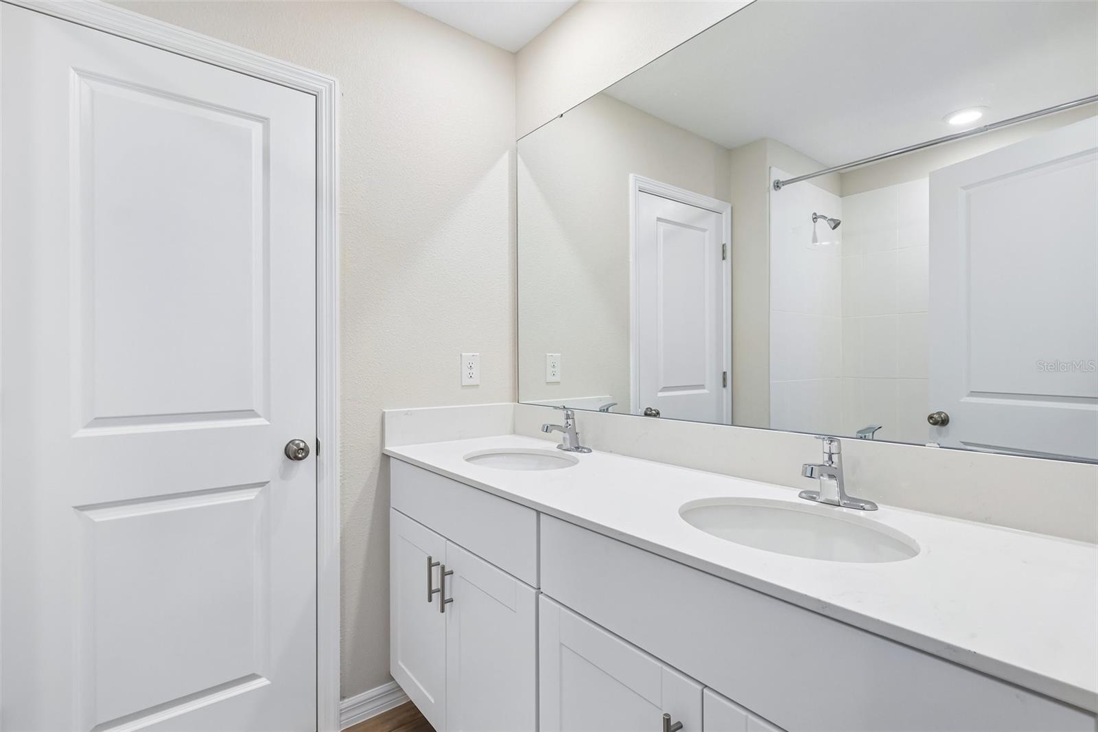 PASADENA RIDGE - Residential