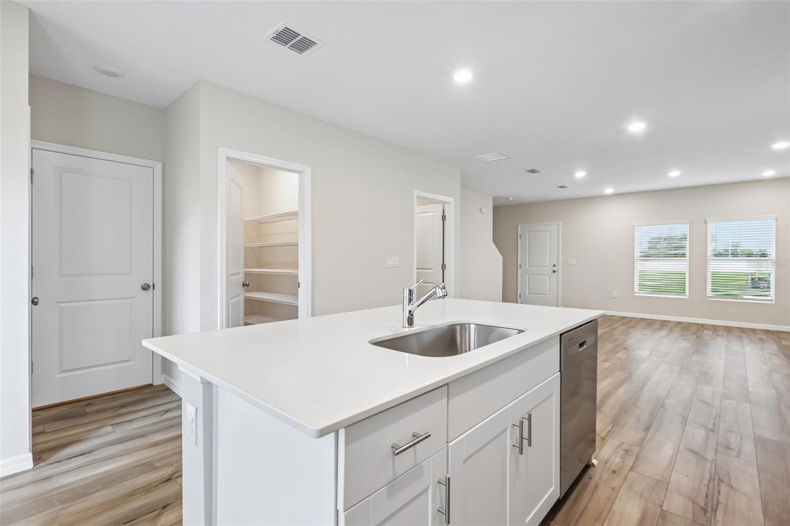 PASADENA RIDGE - Residential