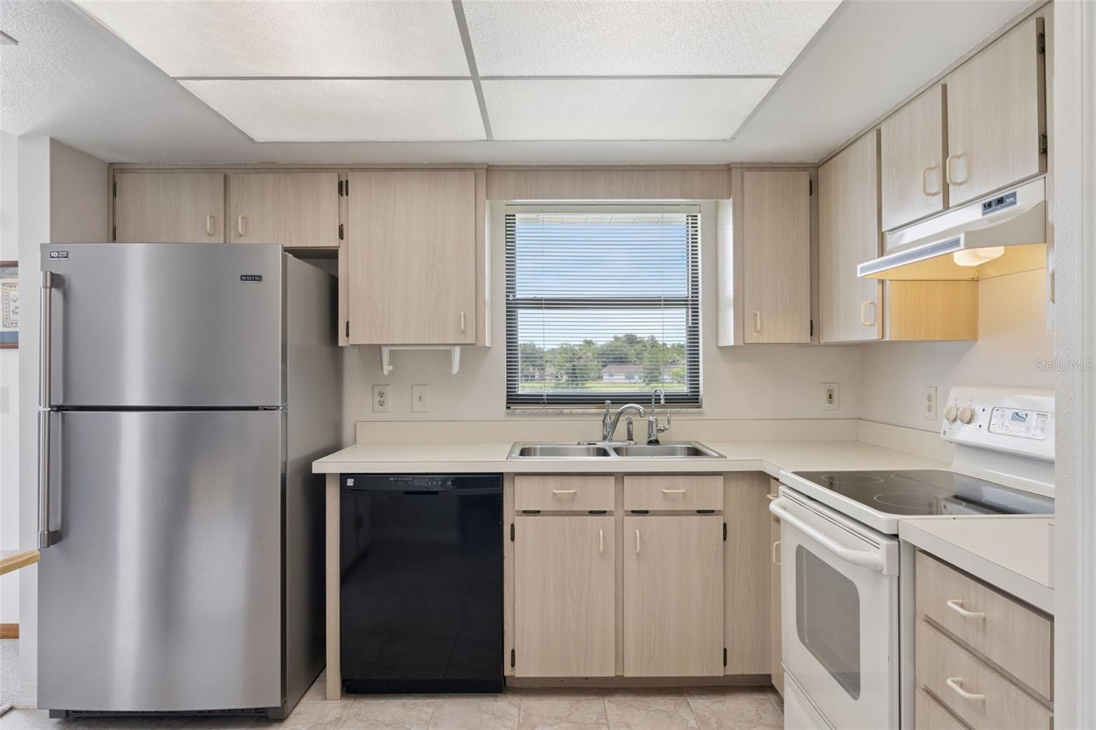 LAKE MARIE ESTATES REP - Residential