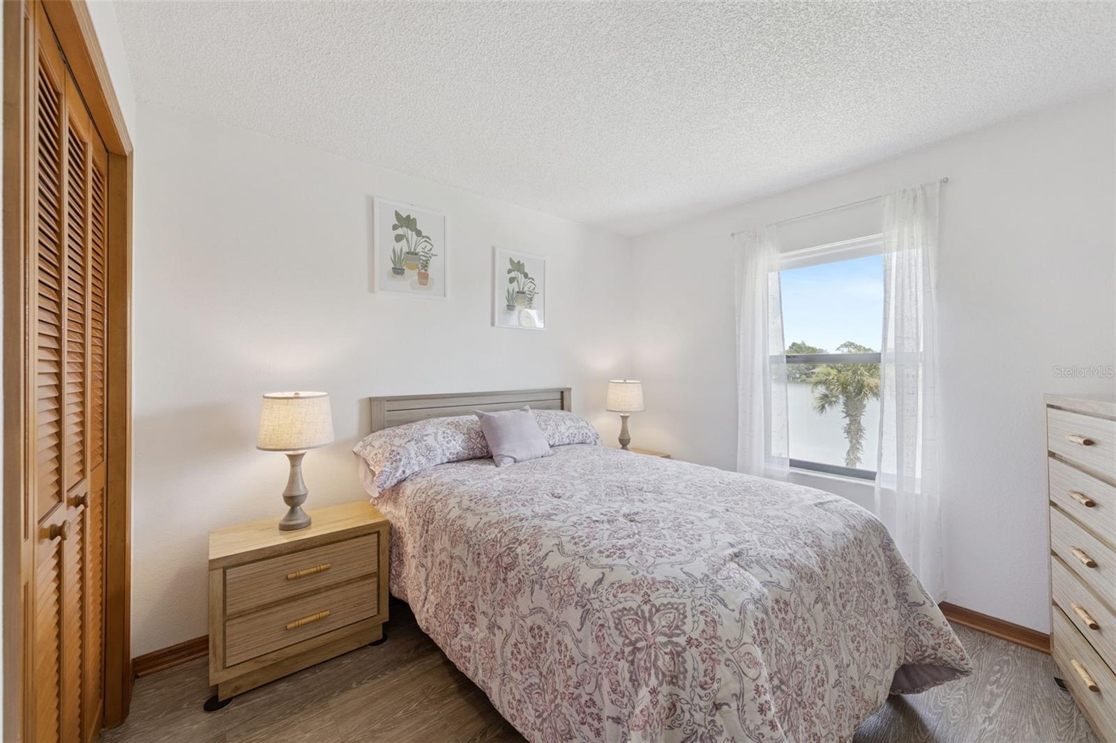 LAKE MARIE ESTATES REP - Residential