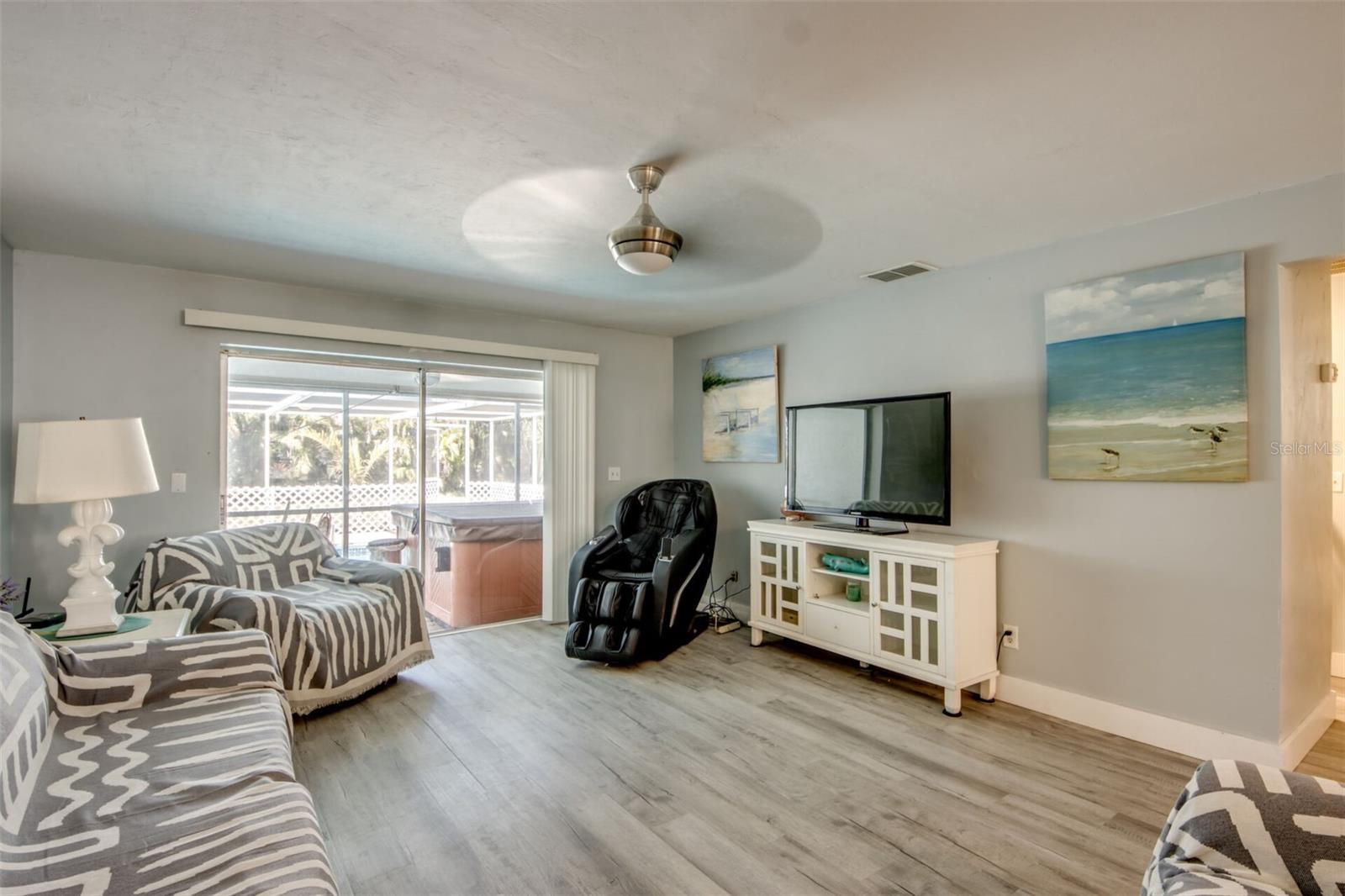 CAPE CORAL - Residential Income