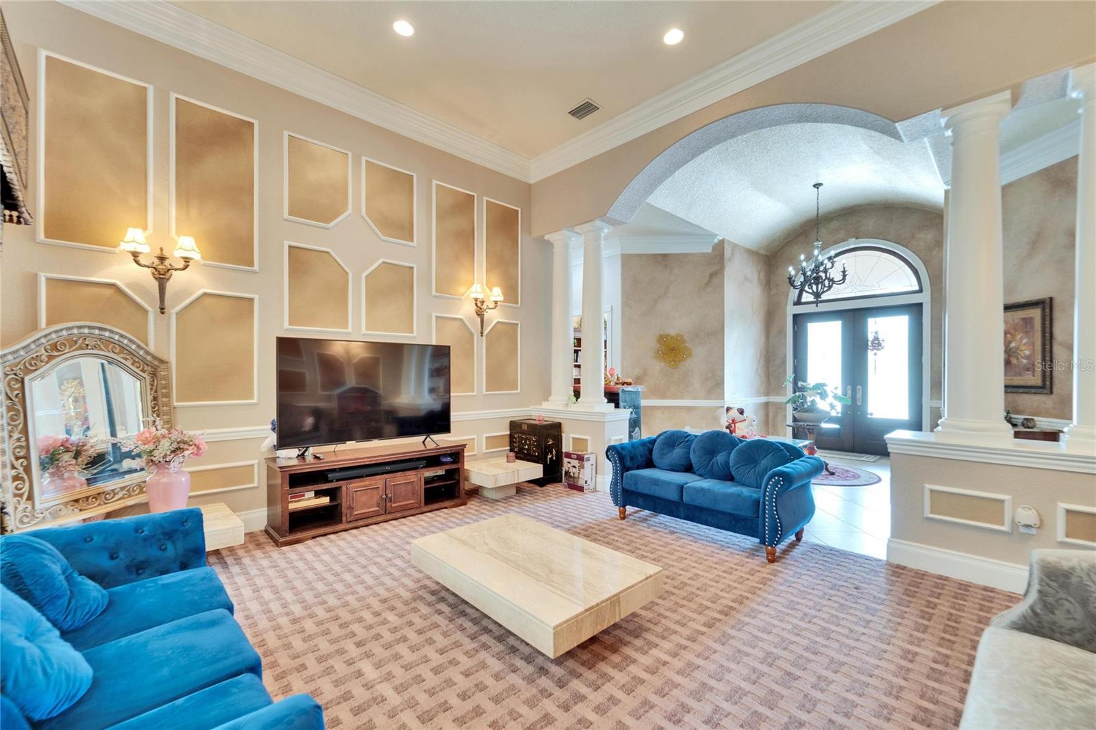 KEYSTONE SHORES ESTATES - Residential
