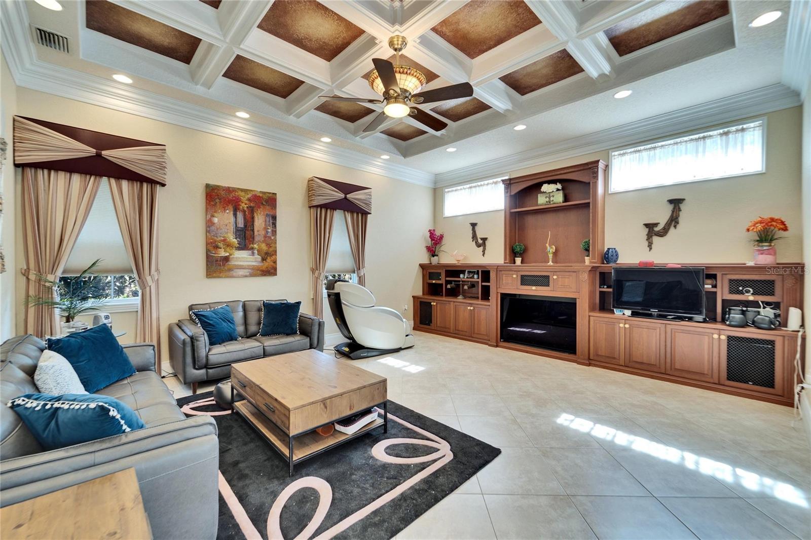 KEYSTONE SHORES ESTATES - Residential
