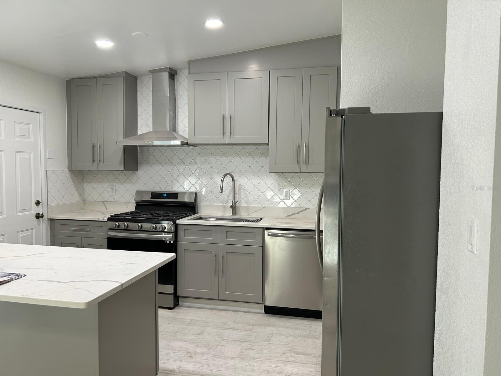 AZALEA PARK SEC 28 - Residential
