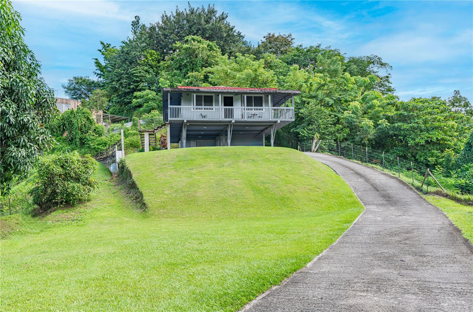 IVELISE PÉREZ FIGUEROA, Y, JOSÉ E. ZAITER MARTÍ - Residential