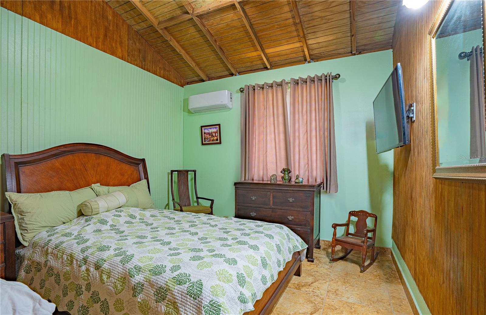 IVELISE PÉREZ FIGUEROA, Y, JOSÉ E. ZAITER MARTÍ - Residential