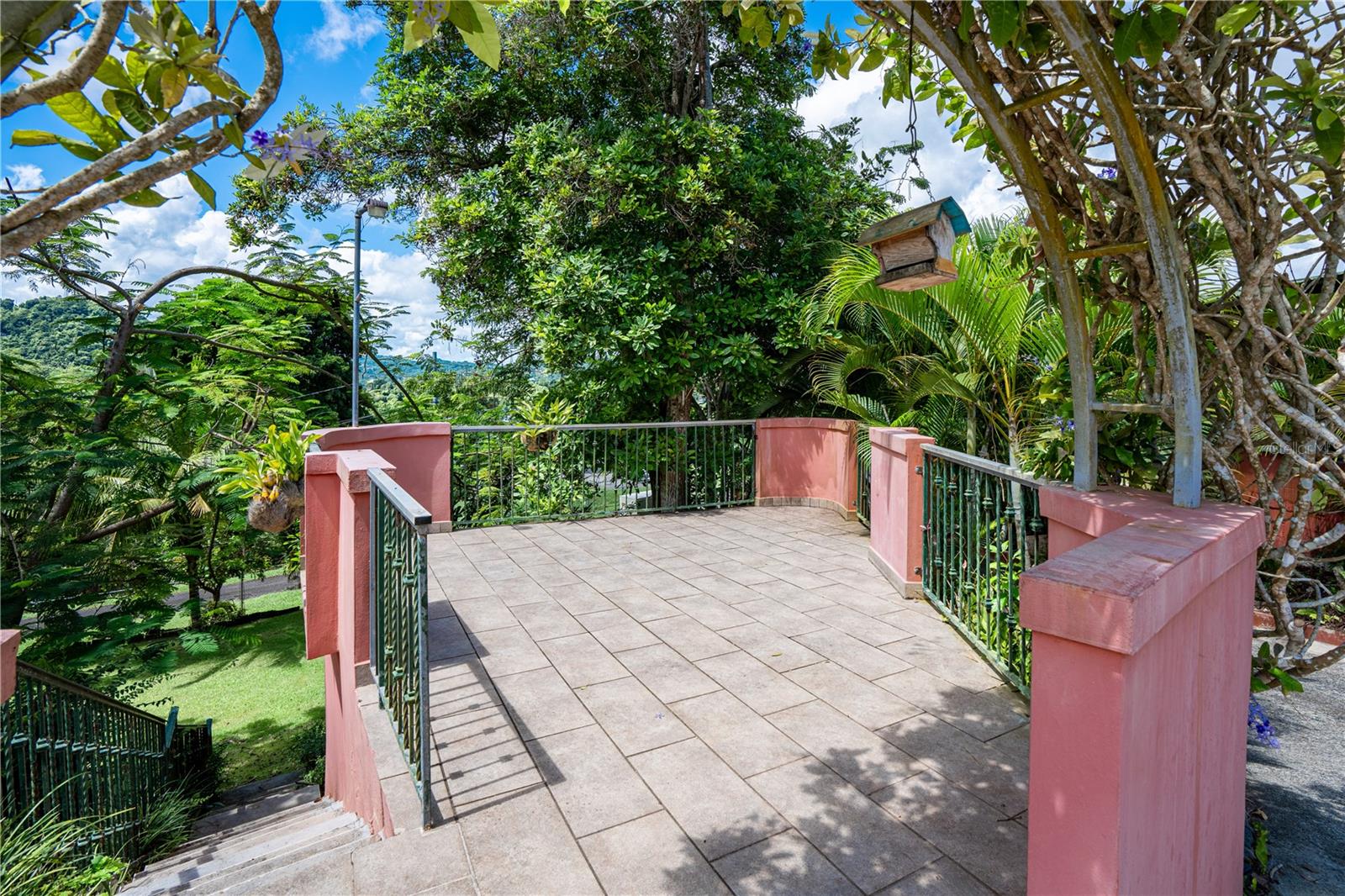 IVELISE PÉREZ FIGUEROA, Y, JOSÉ E. ZAITER MARTÍ - Residential