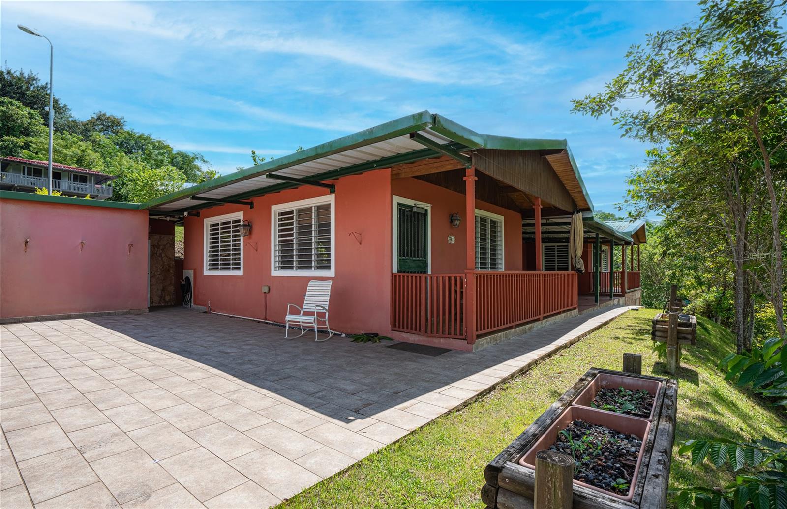 IVELISE PÉREZ FIGUEROA, Y, JOSÉ E. ZAITER MARTÍ - Residential