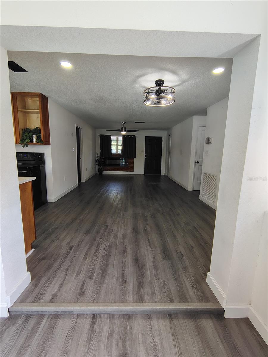 GOLFVIEW HEIGHTS - Residential