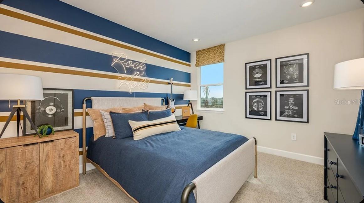 HILLCREST - Residential