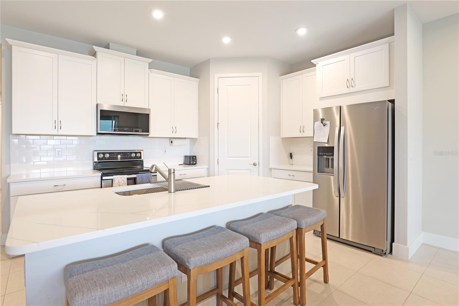SUNSTONE VILLAGE F5 PH 1A & 1B - Residential Lease
