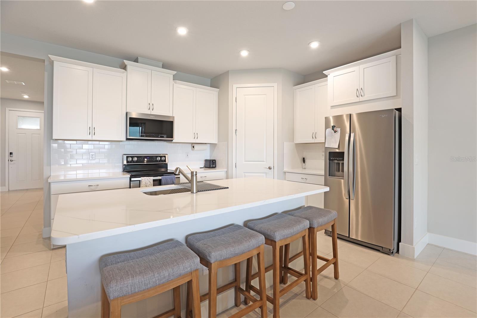 SUNSTONE VILLAGE F5 PH 1A & 1B - Residential Lease