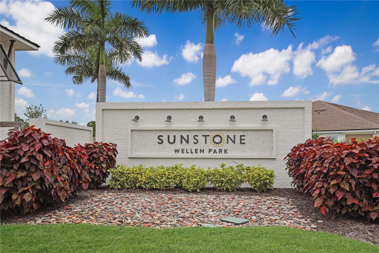 SUNSTONE VILLAGE F5 PH 1A & 1B - Residential Lease