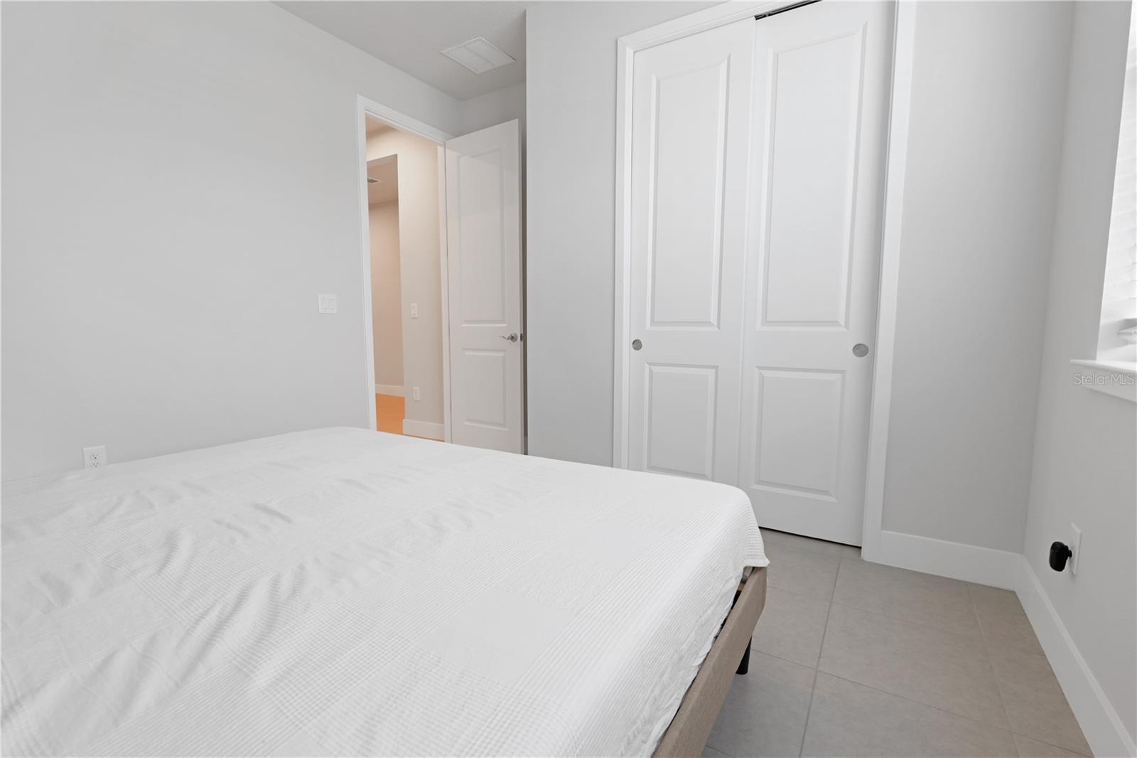 SUNSTONE VILLAGE F5 PH 1A & 1B - Residential Lease