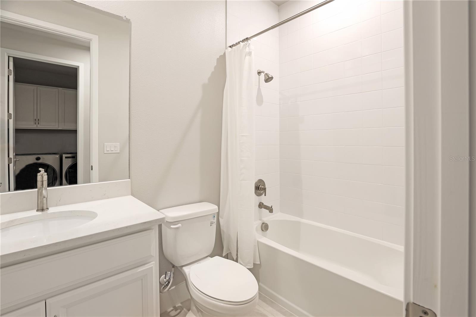 SUNSTONE VILLAGE F5 PH 1A & 1B - Residential Lease