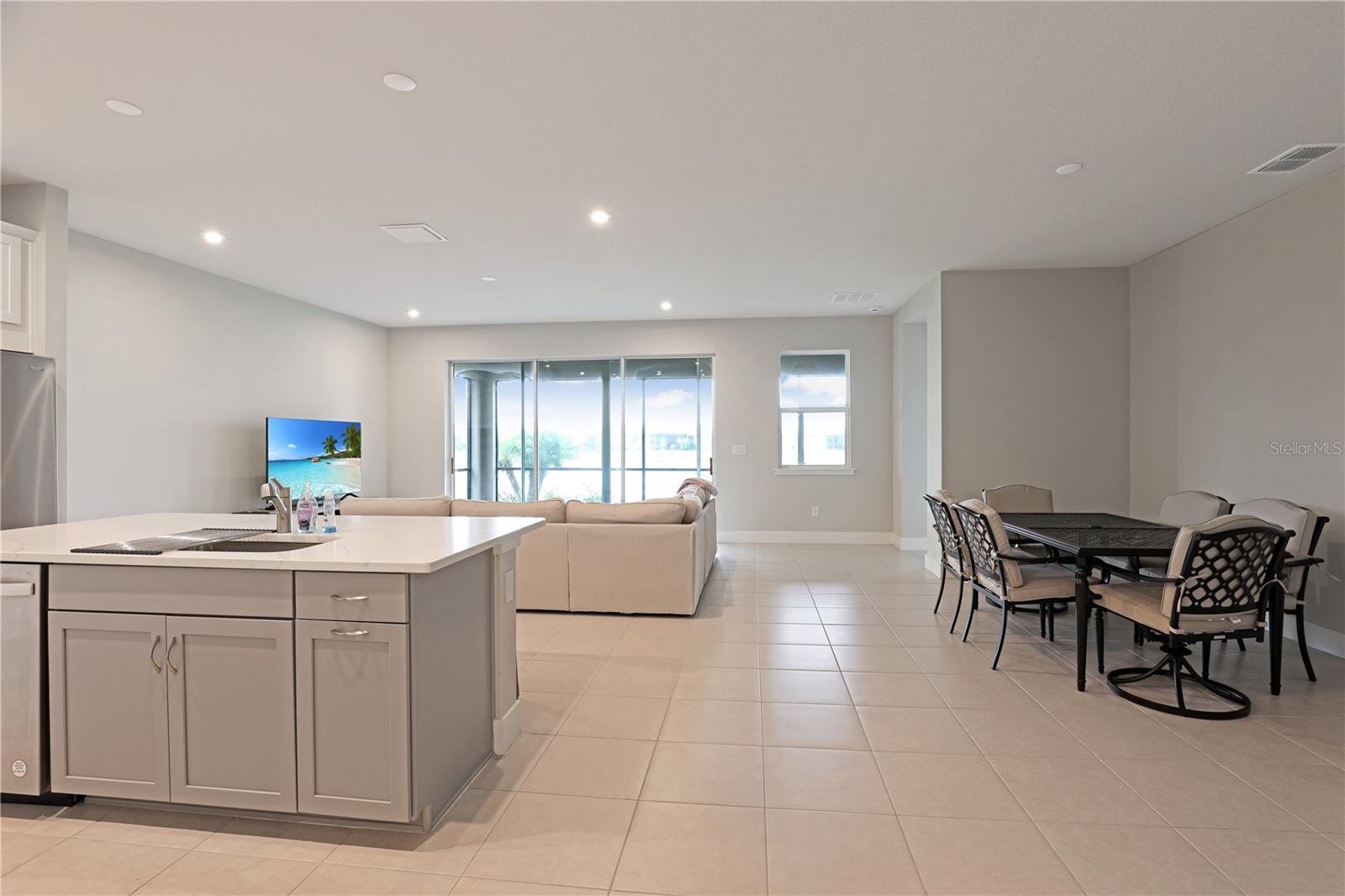 SUNSTONE VILLAGE F5 PH 1A & 1B - Residential Lease