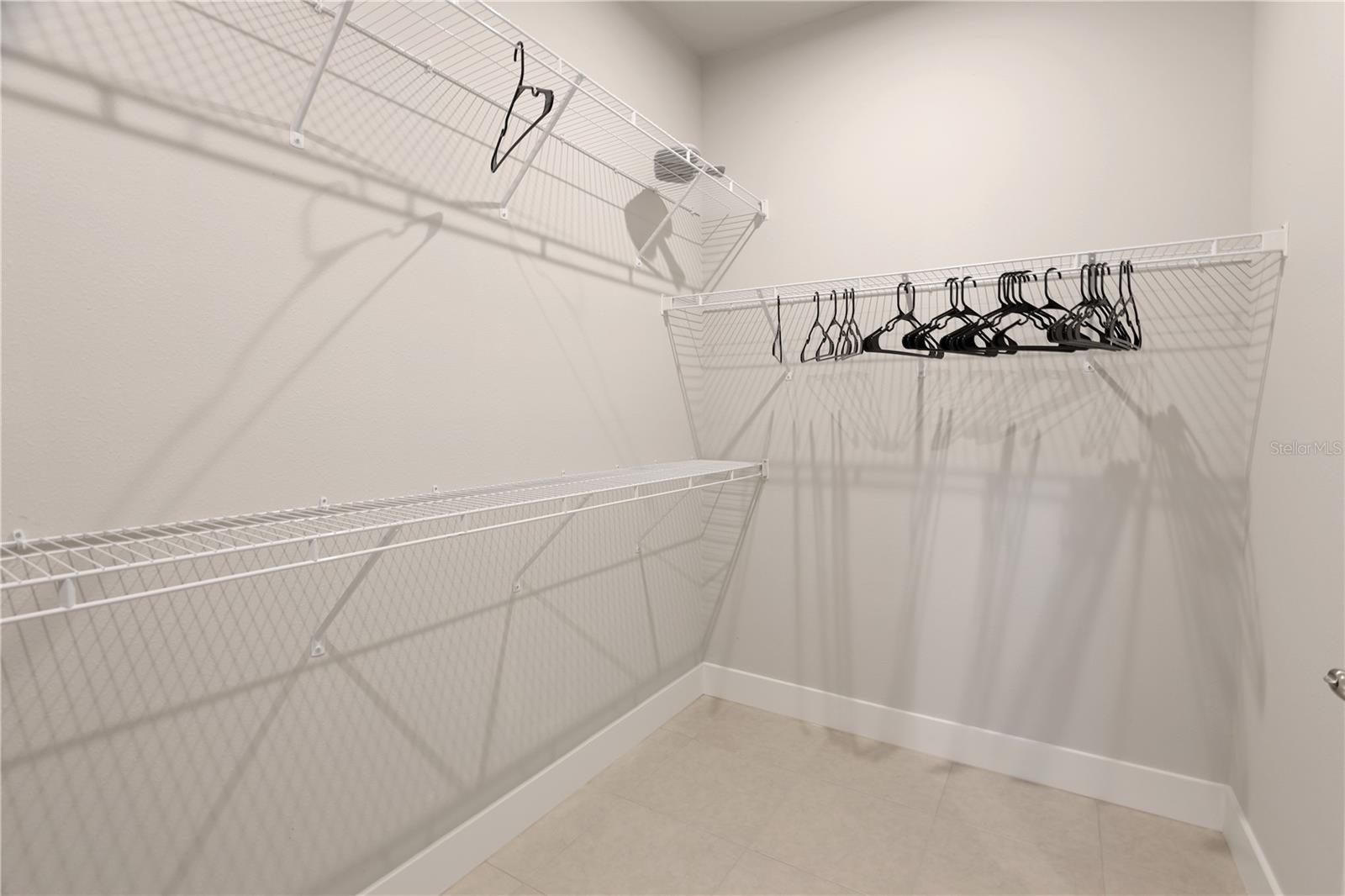 SUNSTONE VILLAGE F5 PH 1A & 1B - Residential Lease