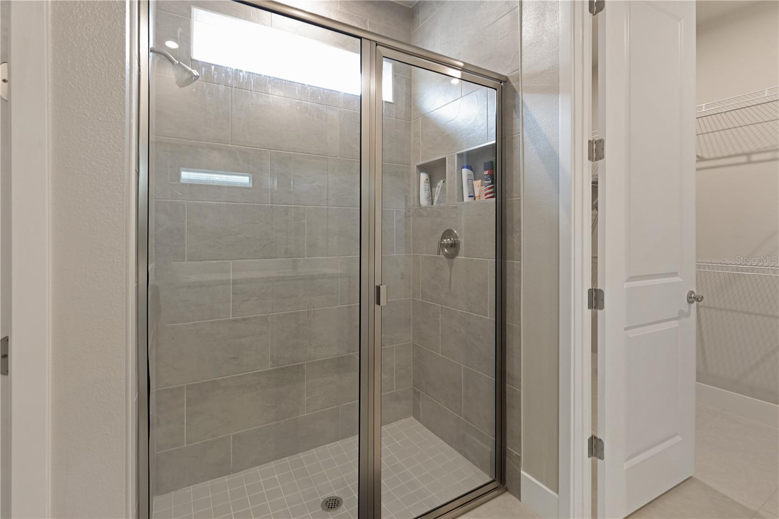 SUNSTONE VILLAGE F5 PH 1A & 1B - Residential Lease